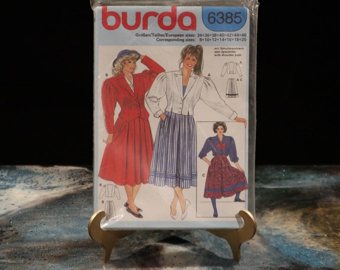 Vintage Sewing Pattern UNCUT Burda 6385 - Misses' Puffed Button-down ...