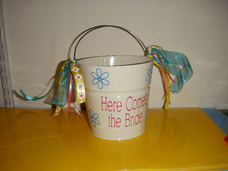 Flower Girl Bucket Personalized With Flowers and Ribbon - Etsy