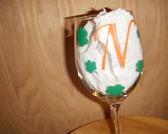 Shamrock personalized Wine Glass