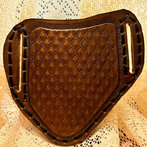 Handcrafted Leather Knife Sheath - Secure and Stylish