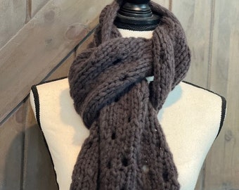 Caught in Your Web Scarf | Super Bulky, Quick Knit PDF Pattern