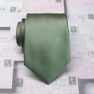 Krawatte Dusty Sage Green Herrenkrawatte Mit Passendem Einstecktuch Option Einstecktuch