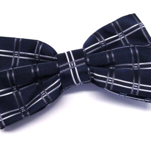 Mens Bowties. Dark Blue Silver Gray Plaid Bow tie With Matching Pocket Square Option