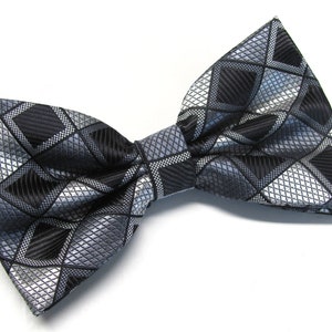 Mens Bowties Gray Black Checkers Bow Tie With Matching Pocket Square