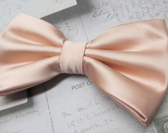 Mens Bow Tie. Pastel Peach Bow Ties. Pastel Peach Pale Apricot Bowtie With Matching Pocket Square Option.  Wedding Bow Ties