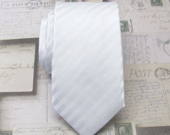 Krawatte. Weiße Streifen Herren Skinny Krawatte