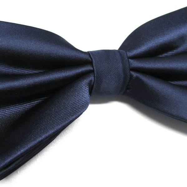 Mens Bowtie. Navy Blue Bowties With Matching Pocket Square Option