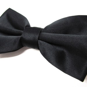 Mens Bowtie. Black Bowtie With Matching Pocket Square Option