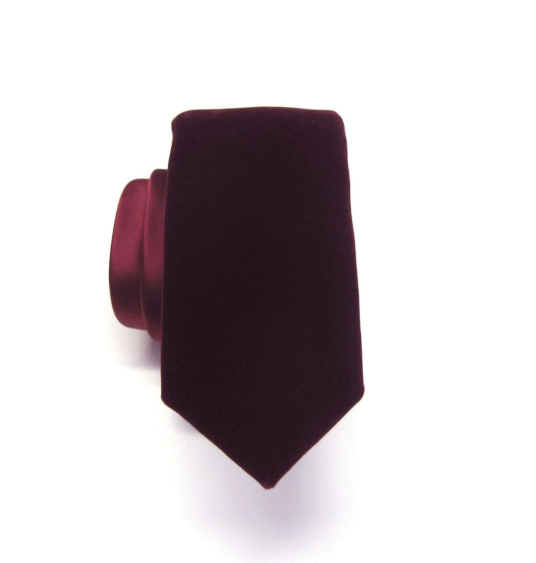 burgundy velvet tie