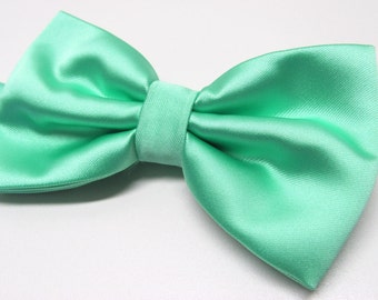 Mens Bowtie. Mint Ties. Peppermint Green Bowtie With Matching Pocket Square Option