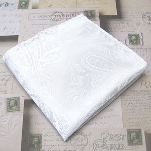 Lenço de bolso branco Paisley Hanky