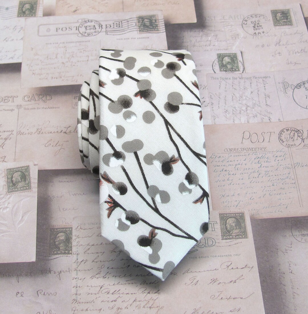 mens ivory shirt and tie