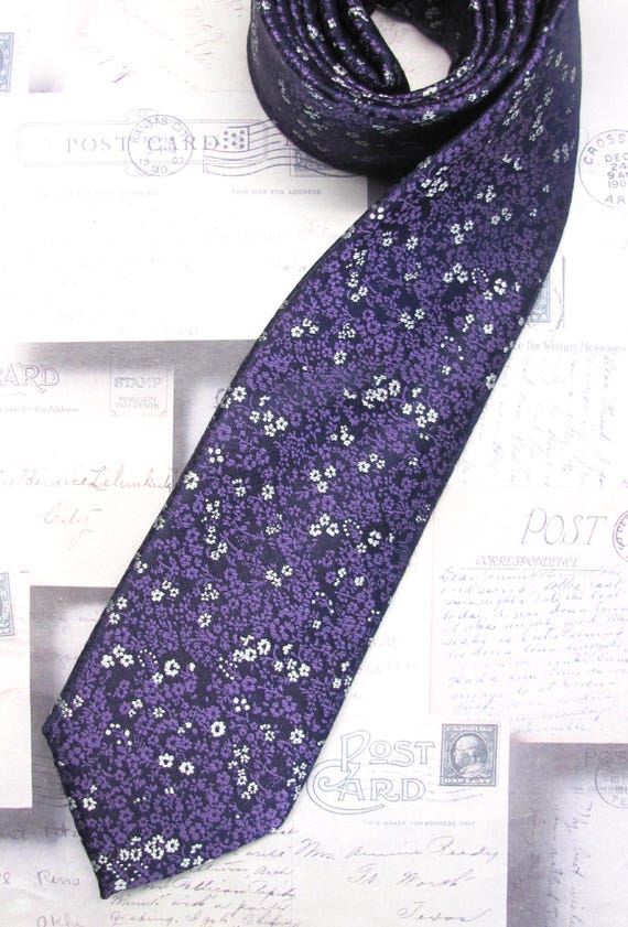 NEW! Mens Ties Purple Silver Black Floral Necktie With Matching