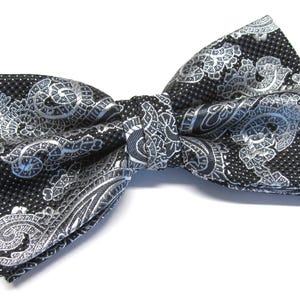 Mens Bowties. Black Silver Gray Paisley Bow tie With Matching Pocket Square Option