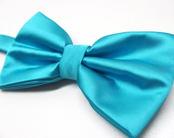 Mens Bowtie. Turquoise Bowties. Vibrant Turquoise Teal Blue Bowtie With Matching Pocket Square Option