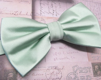Mens Bowtie. Dusty Mint Ties. JCrew Inspired Dusty Shale Green Bowtie With Matching Pocket Square Option