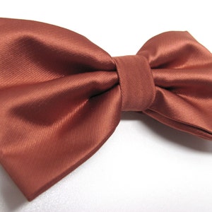 Mens Bowtie. Copper Rust Brown Bowties. Copper Bow tie With Matching Pocket Square Option Inspired by David&#39;s Bridal&#39; Cinnamon