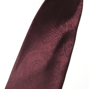 Mens Ties. Wedding Ties. Burgundy Paisley Silk Necktie With Matching Pocket Square Option image 3