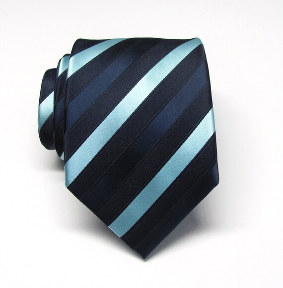 narrow blue tie