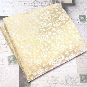 Fazzoletto da taschino Fazzoletto floreale color champagne marrone chiaro oro pallido
