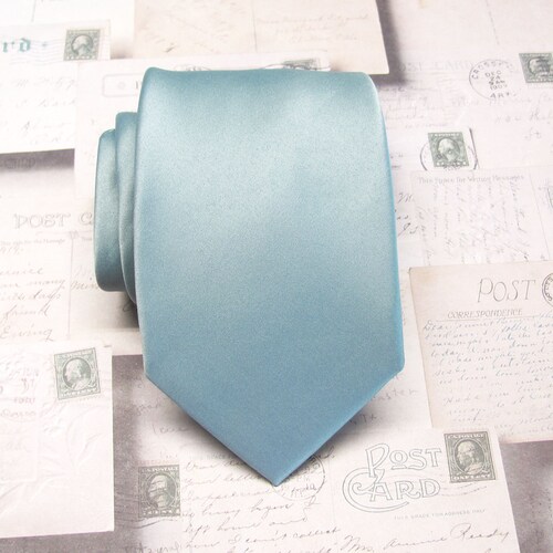 mens periwinkle tie