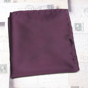 Bolsillo Cuadrado Solid Berenjena Púrpura Pañuelo Hanky