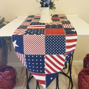 American Table Runner, Red White and Blue Patriotic Table Runner, 4th of July Table Runner, Stars and Stripes USA Flag, Independence Day.