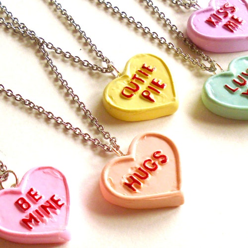 GiftJewelryShop Bronze Retro Style Thanksgiving Candy Turkey Hollow Love Heart Round Pendant Necklace GiftJewelryShop Bronze Retro Style Thanksgiving Candy Turkey Hollow Love Heart Round Pendant Necklace