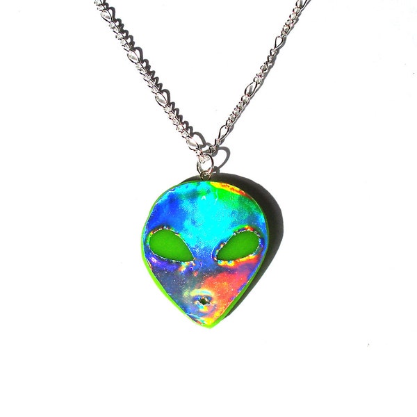 VENTE collier Alien holographique vert UFO hologramme tête Alien pendentif des années 90 Grunge bijoux bijoux Kawaii arc en ciel accessoires Kawaii bijoux