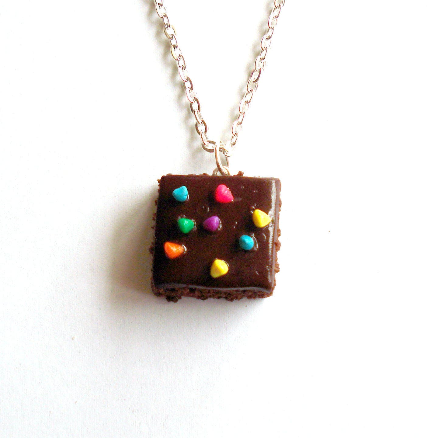 Collar de brownie de chocolate encanto de brownie -