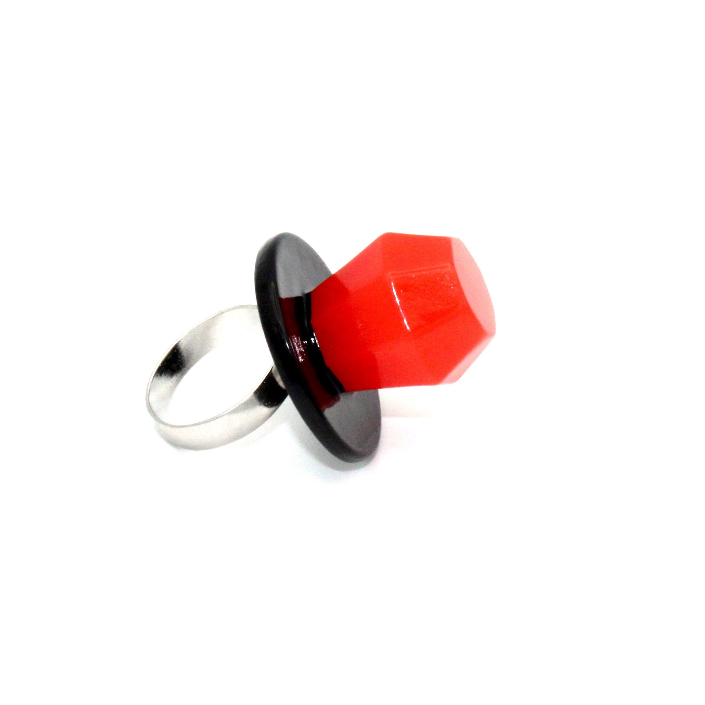 Newely candy ring