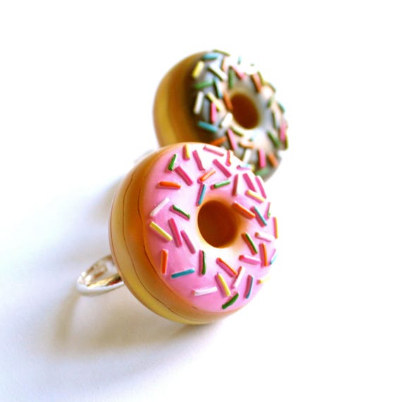 Donut Ring Miniature Food Large Pink Chocolate Doughnut Two Finger Ring Pin up Jewelry Kawaii Jewelry Knuckle Duster Ring Etsy Canada