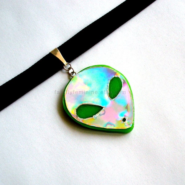 90s Choker Necklace Holographic Alien Choker Necklace Green UFO Hologram Alien Head holographic accessories 90s Grunge Jewelry