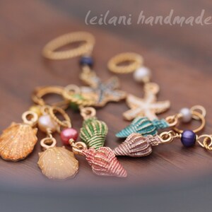 Stitch Marker Knitting Accessory She Sells Seashells Set of 8 various sizes image 1