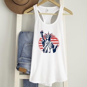 Statue of Liberty Racerback Tank Top – Minimalist New York Tank – NYC Pride Shirt – Liberty Graphic Top – USA Summer Travel Outfit