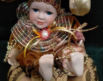 Muñeca de bufón de porcelana vintage