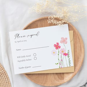 Hellrosa Hochzeitseinladung Antwortkarte, Wildblumen Antwortkarte, kundenspezifische Einladungskarte, kundenspezifische Einladungskarte | AP1