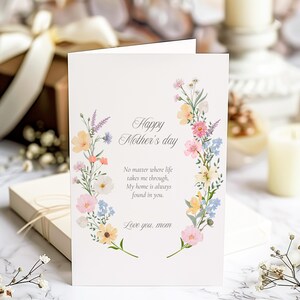 Cartão de Dia das Mães com flores silvestres, cartão personalizado para download instantâneo, flores de tapeçaria pastel, cartão de felicitações dobrável, ideia de presente para o Dia das Mães faça você mesmo
