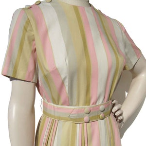 Vintage 60s Pleated Dress Pink Striped Shirtwaist Novelty Buttons M image 3