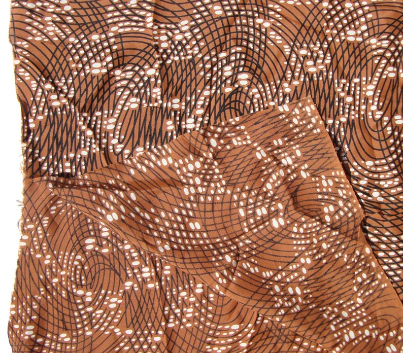 Vintage 40s Rayon Fabric Art Deco Brown & White 3 Yds image 4