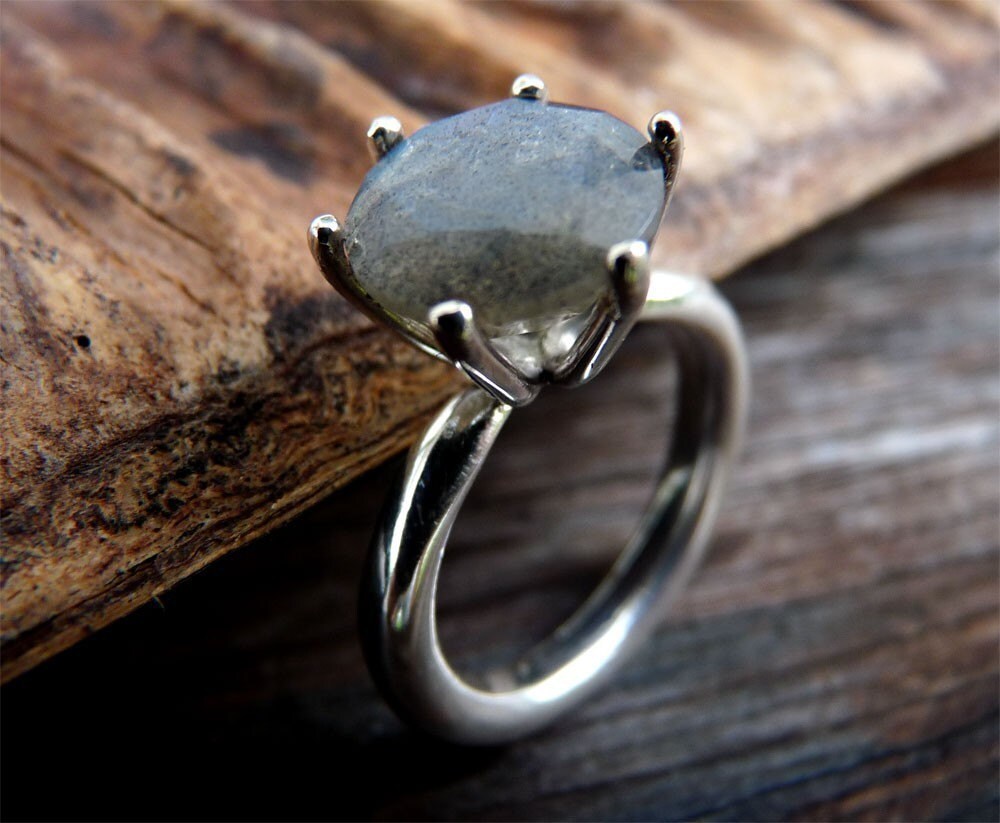 Labradorite Prong Sterling Silver Ring - Etsy