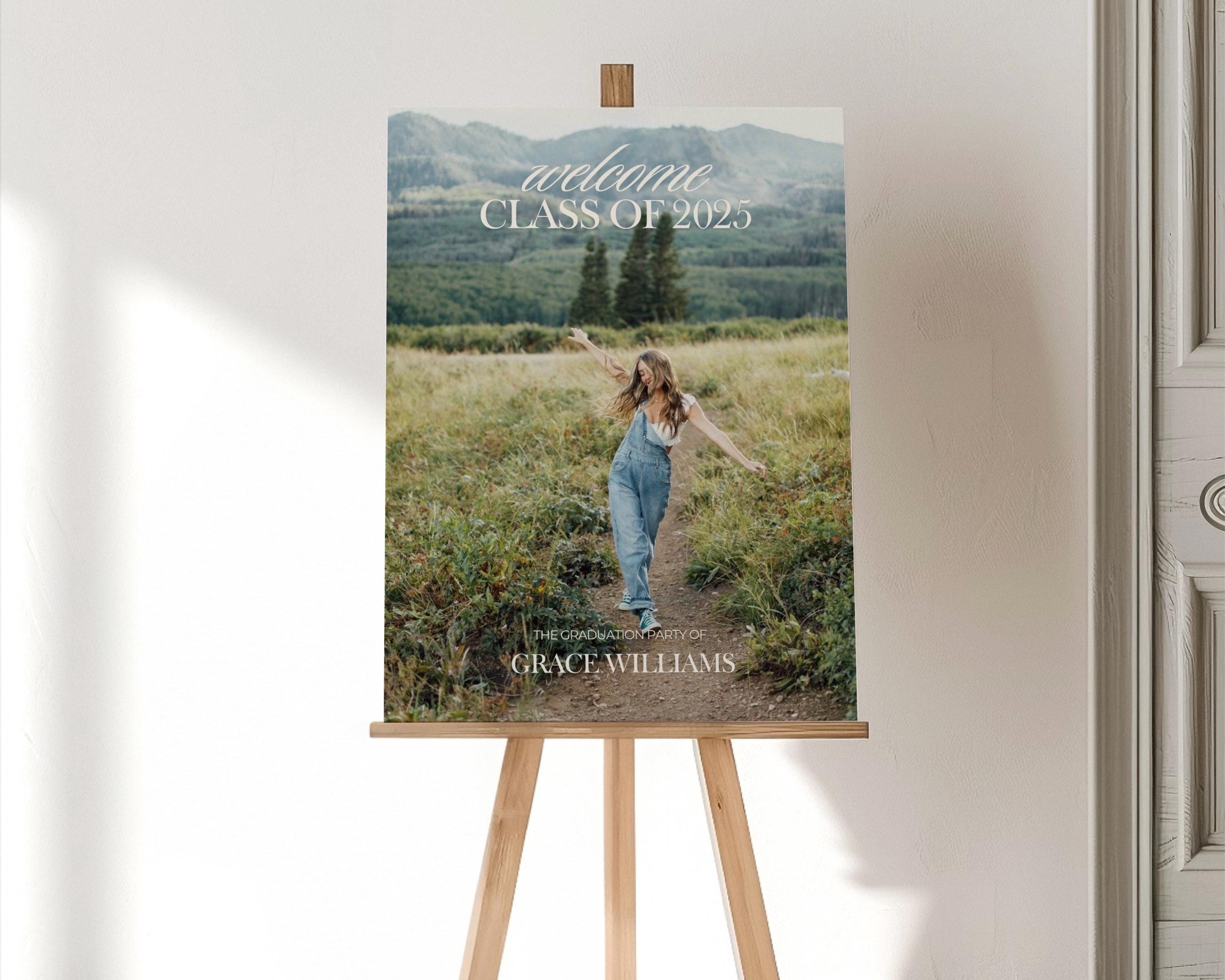Editable Graduation Welcome Sign with Photo, Minimalist Personalized Graduation Welcome Sign Decoration, Grad Yard Sign 2025 Canva Template