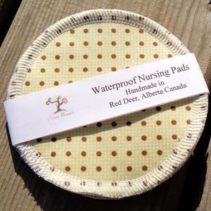 Reusable Nursing Pads, Waterproof Nursing Pads - 71 Dot