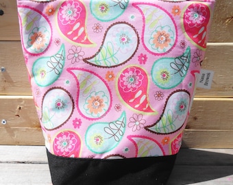 SALE Insulated Lunch Bag - Pink Paisley
