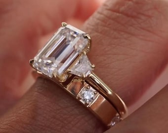 4CT Emerald Cut Moissanite Ring: Three Stone Art Deco Wedding Band
