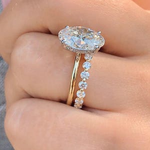 4 Carat Oval Moissanite Engagement Ring and Wedding Band Wedding Ring Set For Women in 14K Solid Gold, Available White Gold and Rose Gold