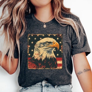 Camisa retro de la bandera del águila del 4 de julio, camisa patriótica, camiseta de la bandera de EE. UU., camiseta patriótica del águila, camiseta del águila, camiseta gráfica de mujer, camisa de la libertad
