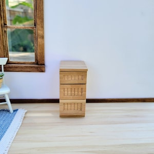 Miniature Base Cabinet for dollhouse with working drawers, DIY kit for dollhouse in solid wood, 1:12 scale