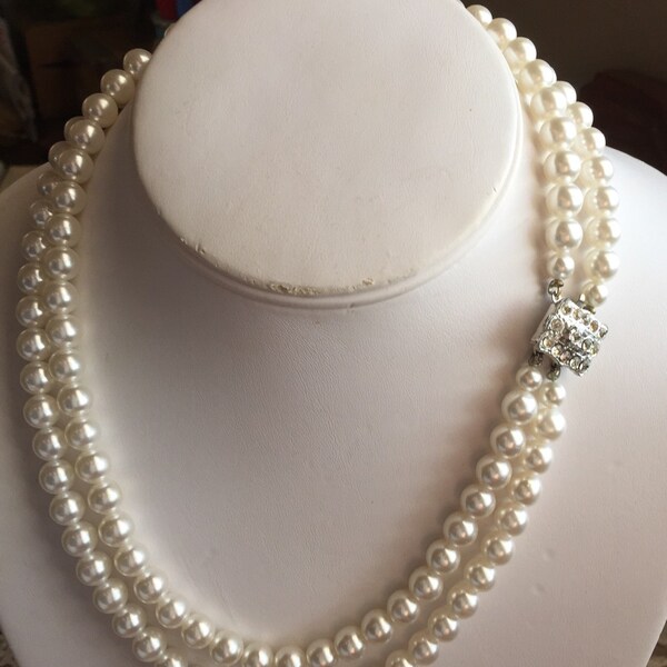 Double Strand Faux Pearl Chocker Necklace with Rhinestone Clasp