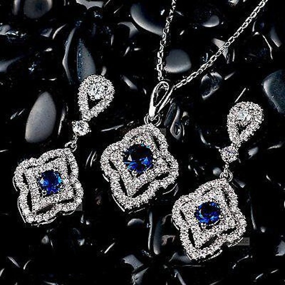 Conjunto de collar y pendientes colgantes bañados en oro de 18 k y  cristales SWAROVSKI